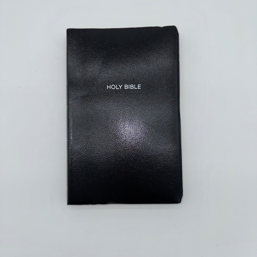 NKJV‎ Holy Bible New King James Version Black Hardcover Religious Book